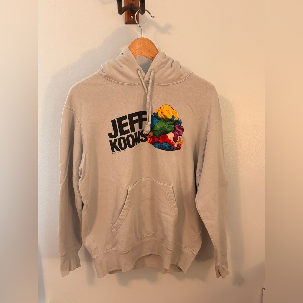 Uniqlo x Jeff Koons Graphic Print Hoodie Size Medium Beige